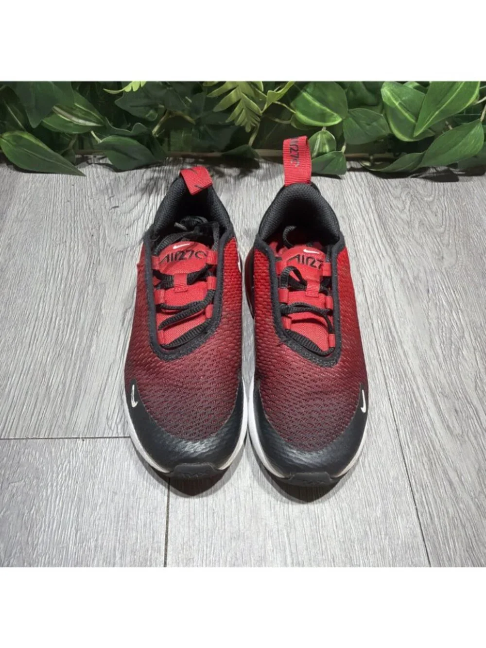 Nike Air Max 270 Preschool Gym red Boys Size 12c Running Shoes